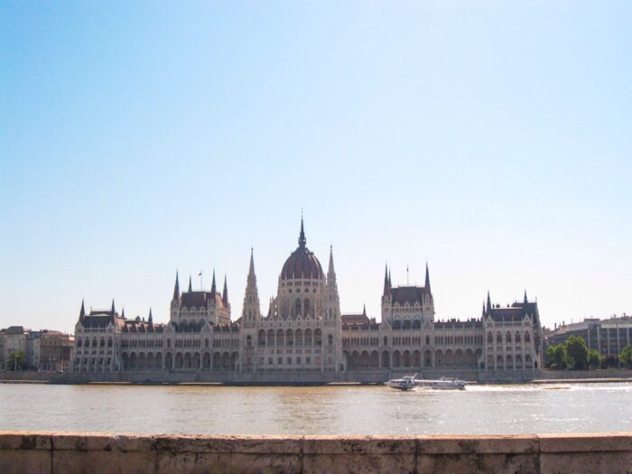Parlamento de Budapest: Conoce los 10 lugares imperdibles de Budapest